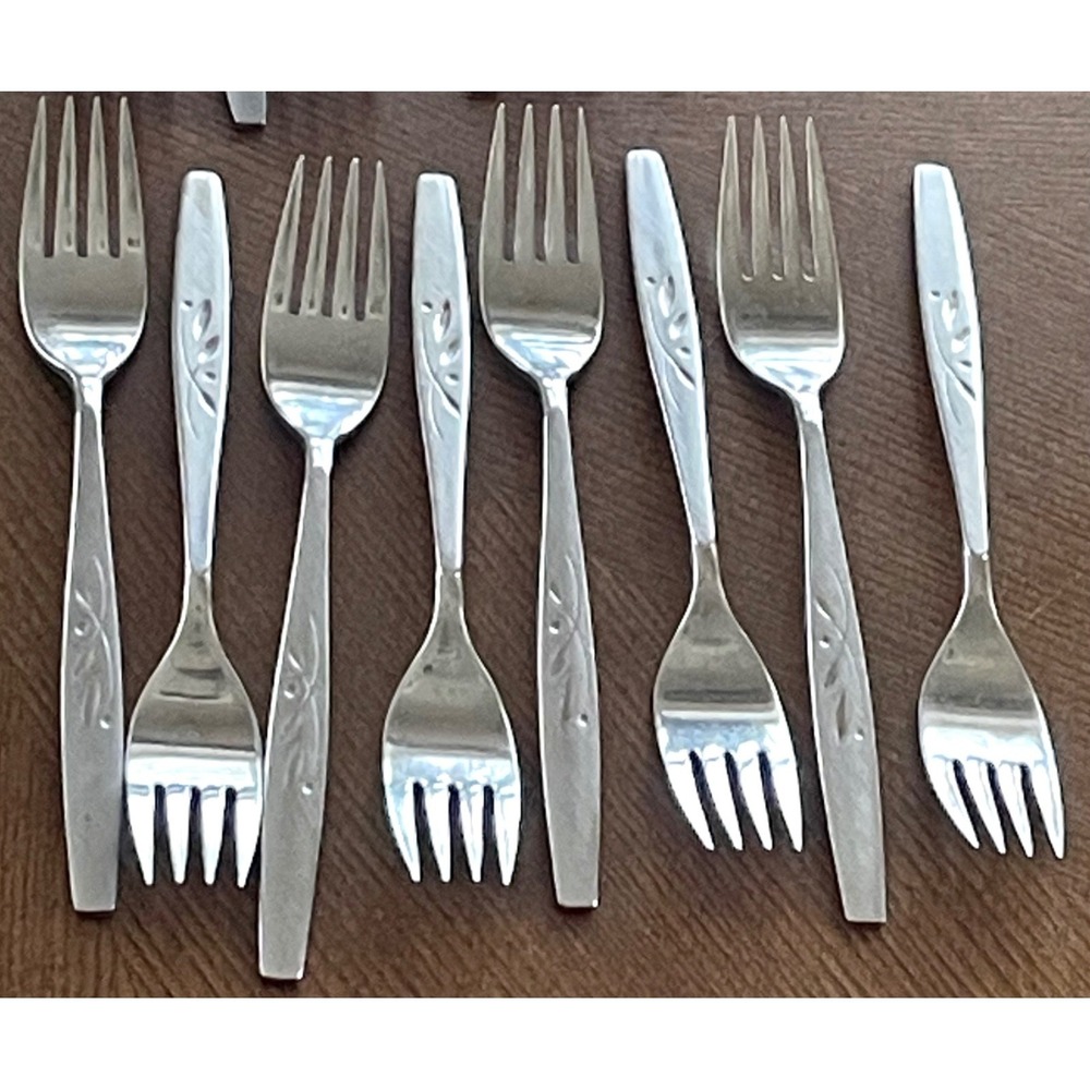 Oneida Heirloom Will O Wisps Stainless Flatware Set 38 Pc Cube Mark USA - Picture 9 of 9